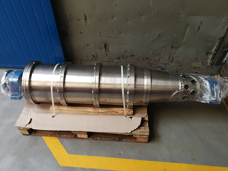 Repair of an Alfa Laval NX 418 centrifuge rotating unit